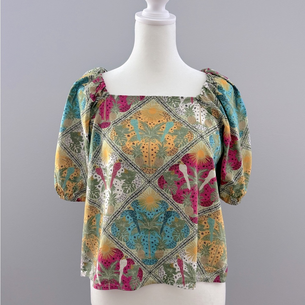 Loft Tropical Print Crop Top with Square Neck and Puff Sleeves XSP